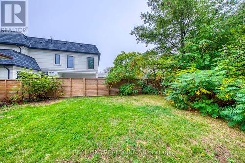 398 Tennyson Drive, Oakville, ON - Outdoor