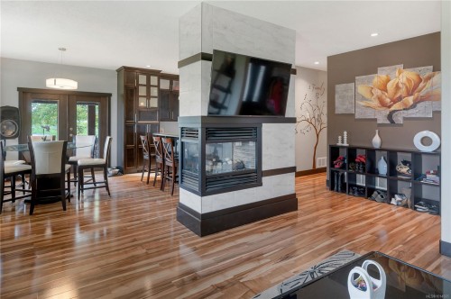 111 Petersen Rd South, Campbell River, BC 