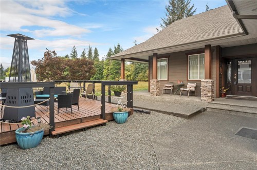 111 Petersen Rd South, Campbell River, BC 