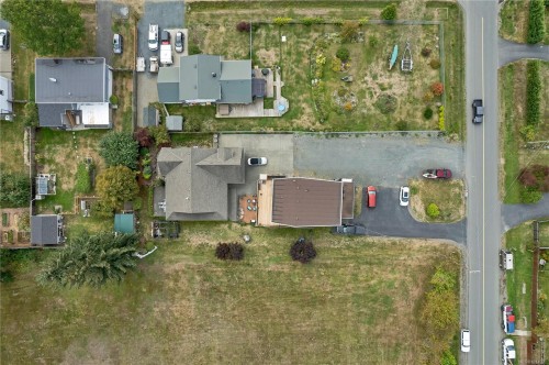 111 Petersen Rd South, Campbell River, BC 