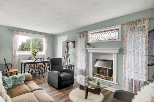 111 Petersen Rd South, Campbell River, BC 