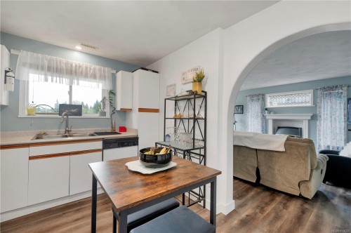 111 Petersen Rd South, Campbell River, BC 