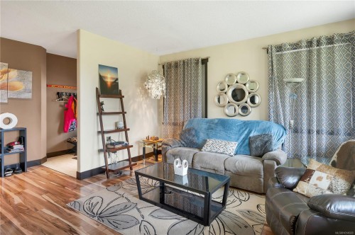 111 Petersen Rd South, Campbell River, BC 