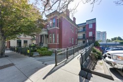 404-1007 Johnson St  Victoria, BC V8V 3N6