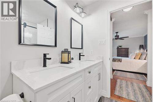 343 George Street N Unit# 1, Cambridge, ON - Indoor Photo Showing Bathroom