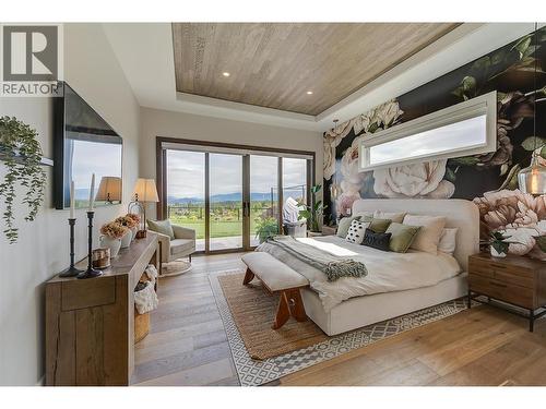 1612 Vincent Place, Kelowna, BC - Indoor Photo Showing Bedroom