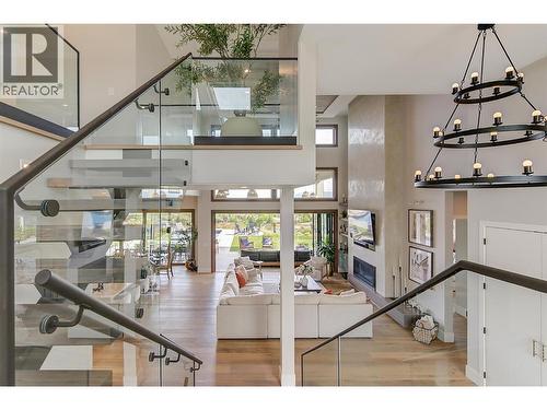 1612 Vincent Place, Kelowna, BC - Indoor Photo Showing Other Room