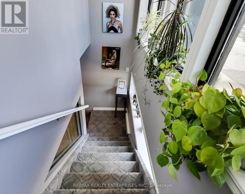 1735 Lakeshore Road W, Mississauga, ON 