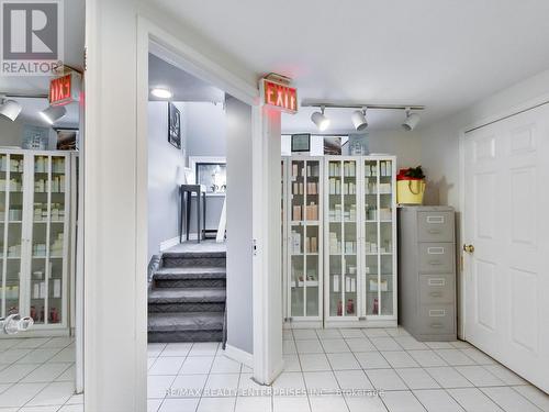 1735 Lakeshore Road W, Mississauga, ON 