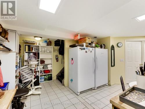 1735 Lakeshore Road W, Mississauga, ON 