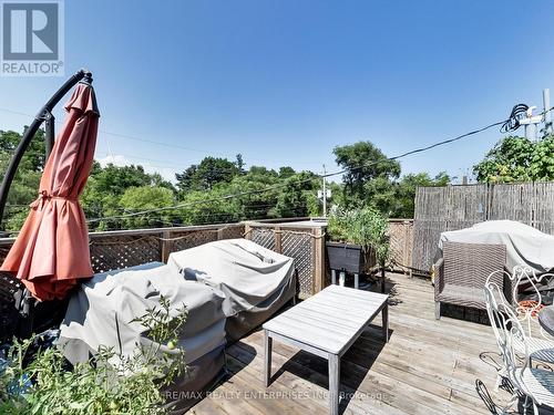 1735 Lakeshore Road W, Mississauga, ON 