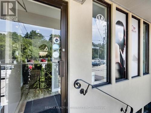 1735 Lakeshore Road W, Mississauga, ON 