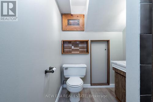 1553 Wembury Road, Mississauga, ON - Indoor Photo Showing Bathroom