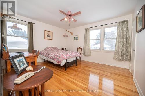 8 Tweedsmuir Place, Deep River, ON - Indoor Photo Showing Bedroom