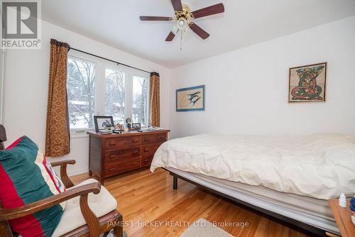 8 Tweedsmuir Place, Deep River, ON - Indoor Photo Showing Bedroom