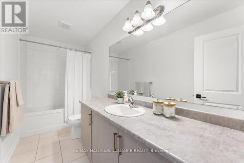 39 Kay Crescent, Centre Wellington, ON - Indoor Photo Showing Bathroom