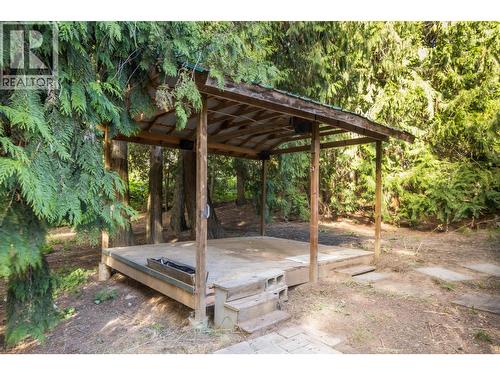 5246 Mayfair Road Se, Salmon Arm, BC - Outdoor