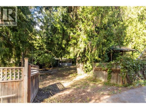 5246 Mayfair Road Se, Salmon Arm, BC - Outdoor