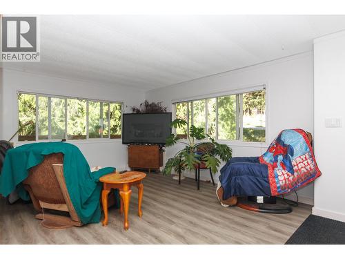 5246 Mayfair Road Se, Salmon Arm, BC - Indoor