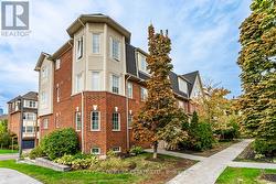 3 - 700 NEIGHBOURHOOD CIRCLE  Mississauga, ON L5B 0A6