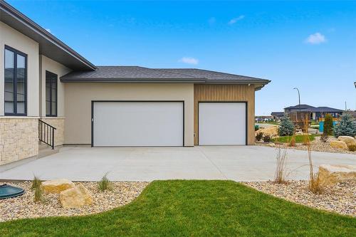 15 Ash Cove, Headingley, MB - Outdoor With Exterior