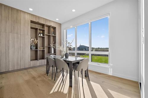 19 Ash Cove, Headingley, MB - Indoor Photo Showing Dining Room