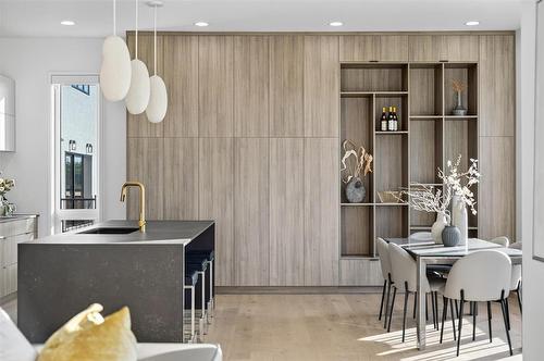 19 Ash Cove, Headingley, MB - Indoor