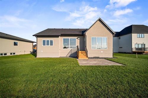 19 Ash Cove, Headingley, MB - Outdoor