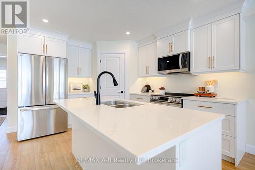 30 Linda Drive, Huron East (Seaforth), ON - Indoor Photo Showing Kitchen With Double Sink With Upgraded Kitchen