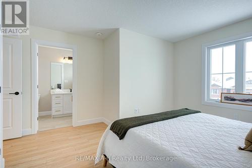 30 Linda Drive, Huron East (Seaforth), ON - Indoor Photo Showing Bedroom