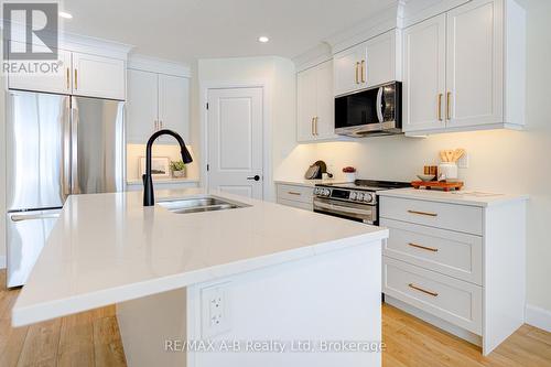 30 Linda Drive, Huron East (Seaforth), ON - Indoor Photo Showing Kitchen With Double Sink With Upgraded Kitchen