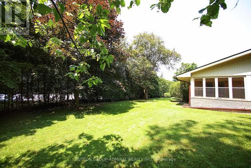 91 Forest Grove Drive, Toronto, ON - Outdoor