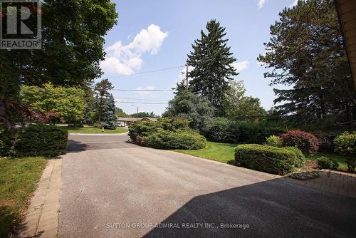91 Forest Grove Drive, Toronto, ON - Outdoor