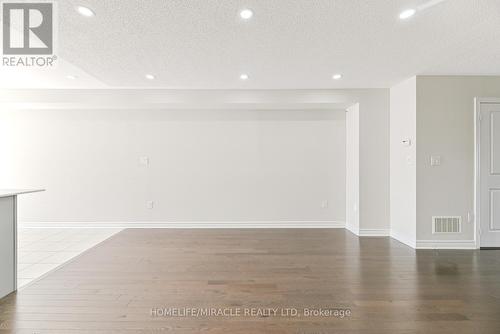 35 Finegan Circle, Brampton, ON - Indoor Photo Showing Other Room
