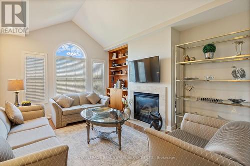 140 Kingsbridge Circle, Vaughan, ON - Indoor Photo Showing Living Room With Fireplace