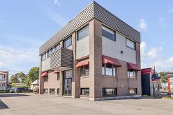 8875 Boul. Henri-Bourassa  Québec (Charlesbourg), QC G1G 4E4