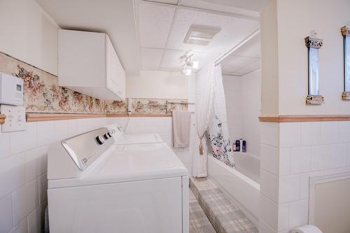 Salle de bains - 756  - 760 25E Avenue, Montréal (Lachine), QC - Indoor Photo Showing Laundry Room