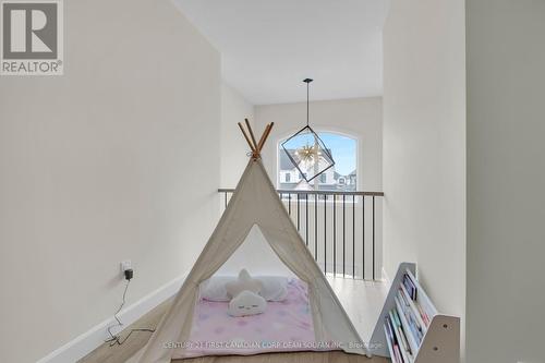 7251 Silver Creek Circle, London South (South V), ON - Indoor Photo Showing Other Room