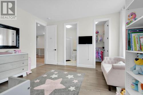 7251 Silver Creek Circle, London South (South V), ON - Indoor