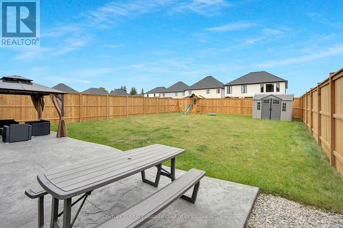7251 Silver Creek Circle, London South (South V), ON - Outdoor With Backyard