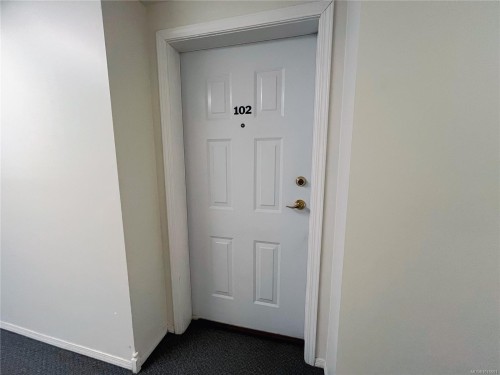 102-3855 11Th Ave, Port Alberni, BC - Indoor Photo Showing Other Room