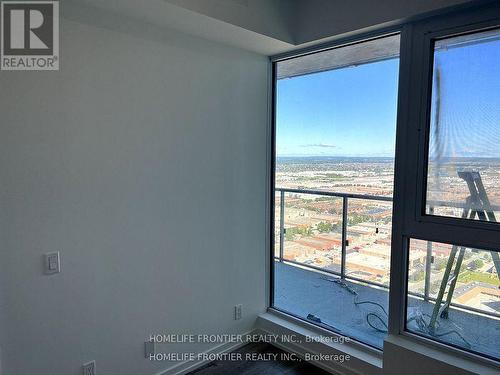 4308 - 7890 Jane Street, Vaughan, ON - Indoor Photo Showing Other Room