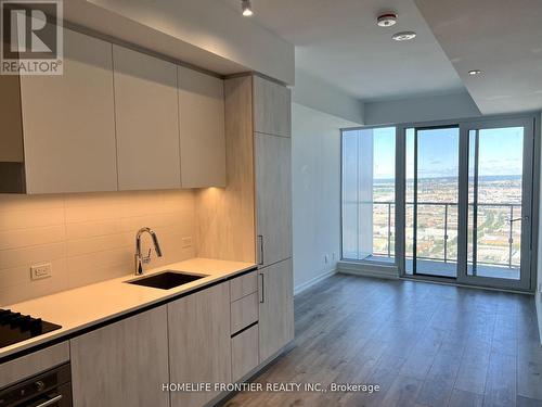 4308 - 7890 Jane Street, Vaughan, ON - Indoor Photo Showing Kitchen