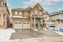41 Mynden Way, Newmarket, ON  - Outdoor With Facade 