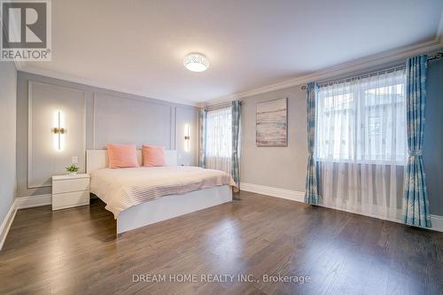 41 Mynden Way, Newmarket, ON - Indoor Photo Showing Bedroom