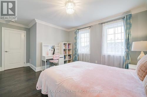 41 Mynden Way, Newmarket, ON - Indoor Photo Showing Bedroom