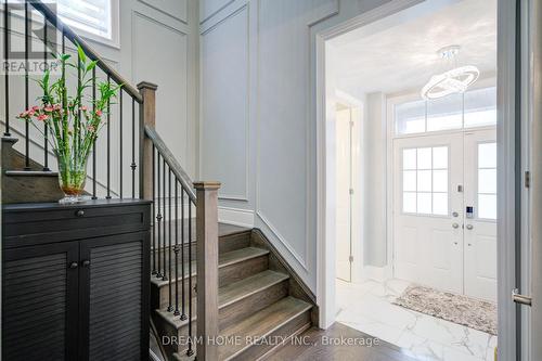 41 Mynden Way, Newmarket, ON - Indoor Photo Showing Other Room