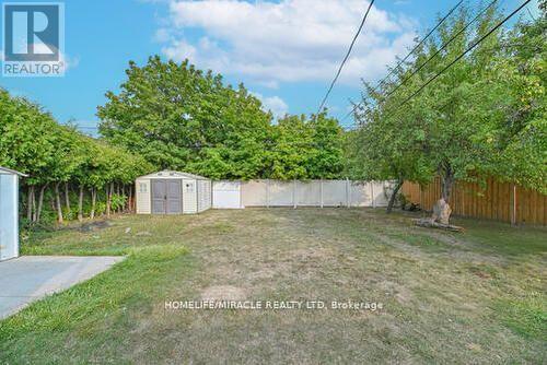 6 Beechwood Crescent, Brampton, ON - Outdoor