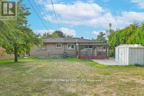 6 Beechwood Crescent, Brampton, ON - Outdoor