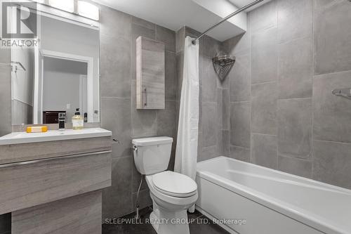 80 Nelson Street, Ottawa, ON - Indoor Photo Showing Bathroom